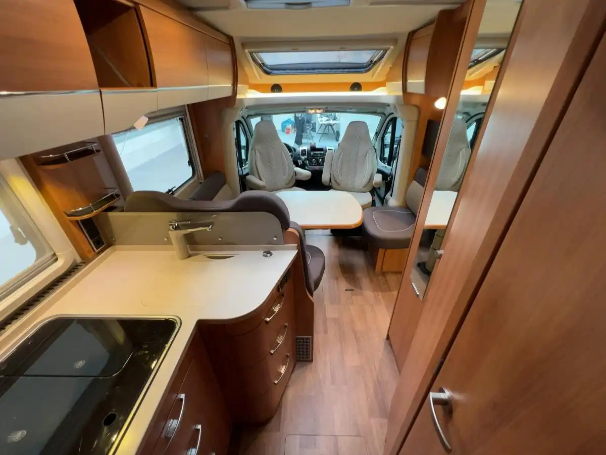 HYMER-ERIBA T 588 SL  - Ansicht 9